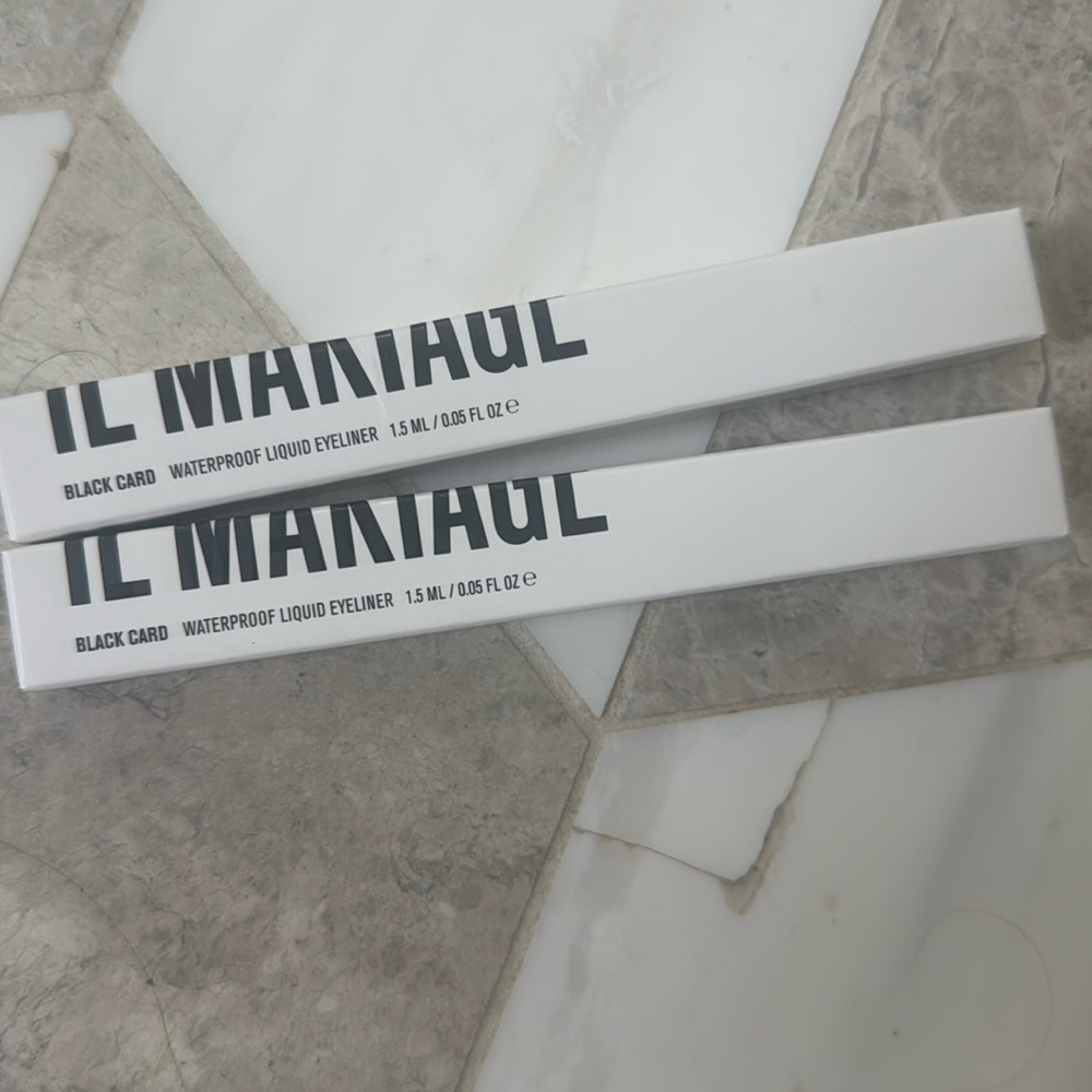 Il Makiage Black Card Eyeliner